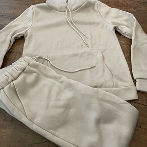 Two Piece Set (Beige)